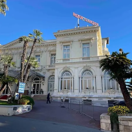 - Apt. Vicino Al Casino Apartment Sanremo